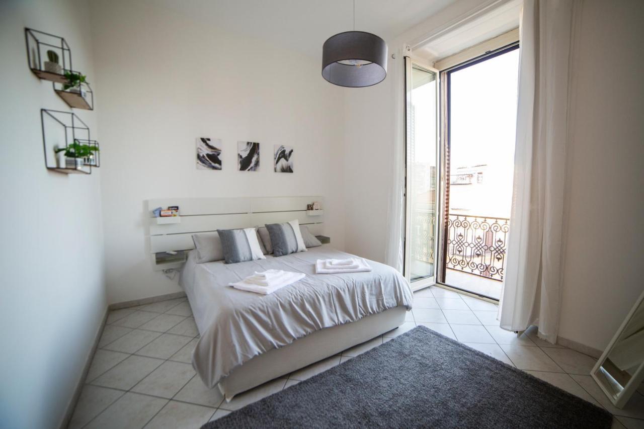 Apartamento Bnb Al Centro E Meglio, Napoli Exterior foto