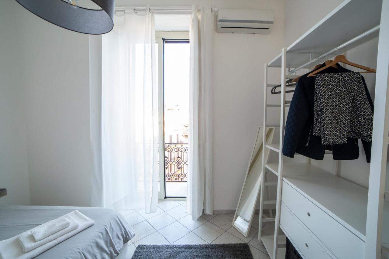 Apartamento Bnb Al Centro E Meglio, Napoli Exterior foto
