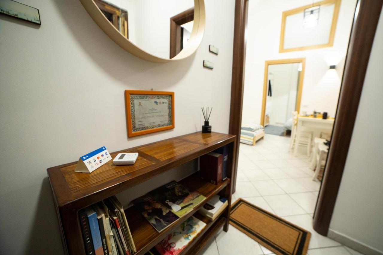Apartamento Bnb Al Centro E Meglio, Napoli Exterior foto