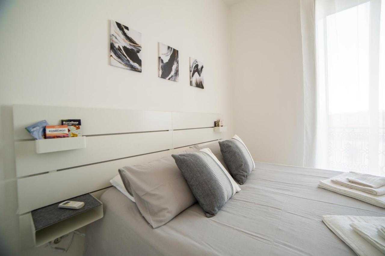 Apartamento Bnb Al Centro E Meglio, Napoli Exterior foto